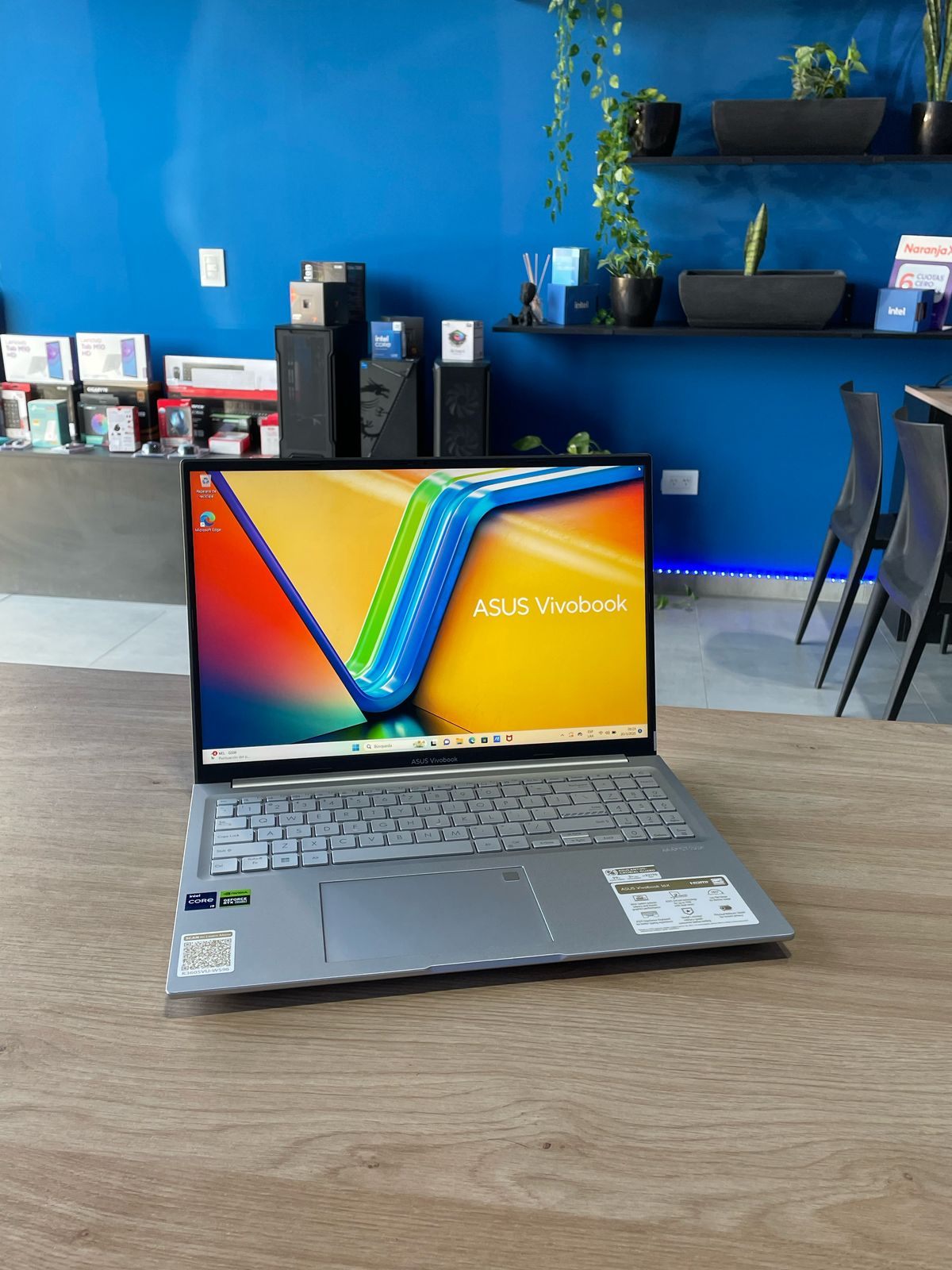 ASUS F1605