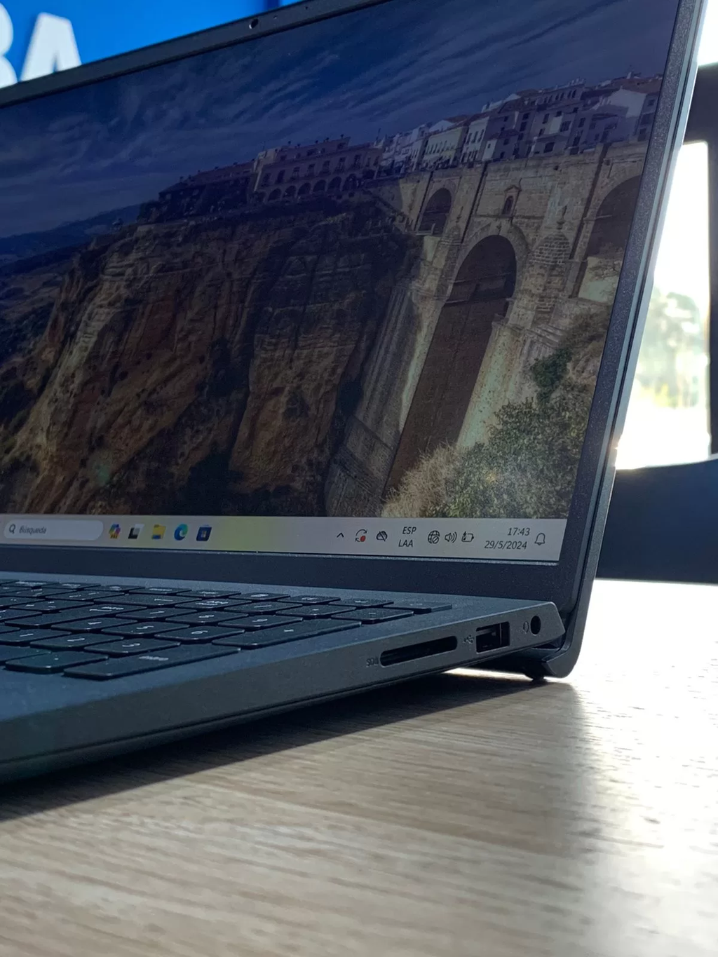 Dell 5250