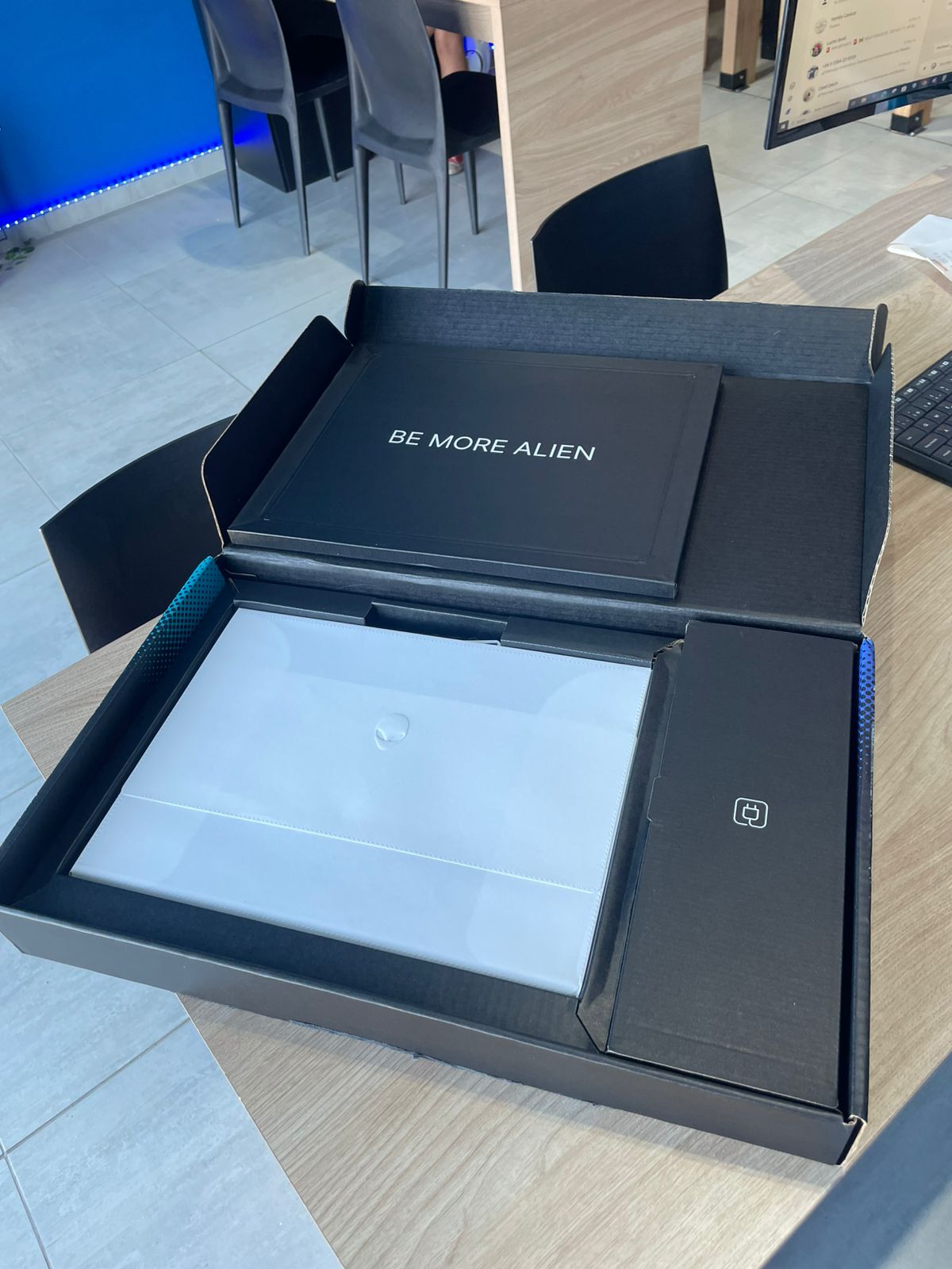 Dell Alienware 16X Aurora
