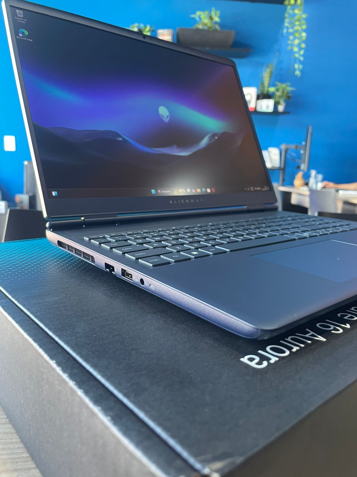 Dell Alienware 16X Aurora