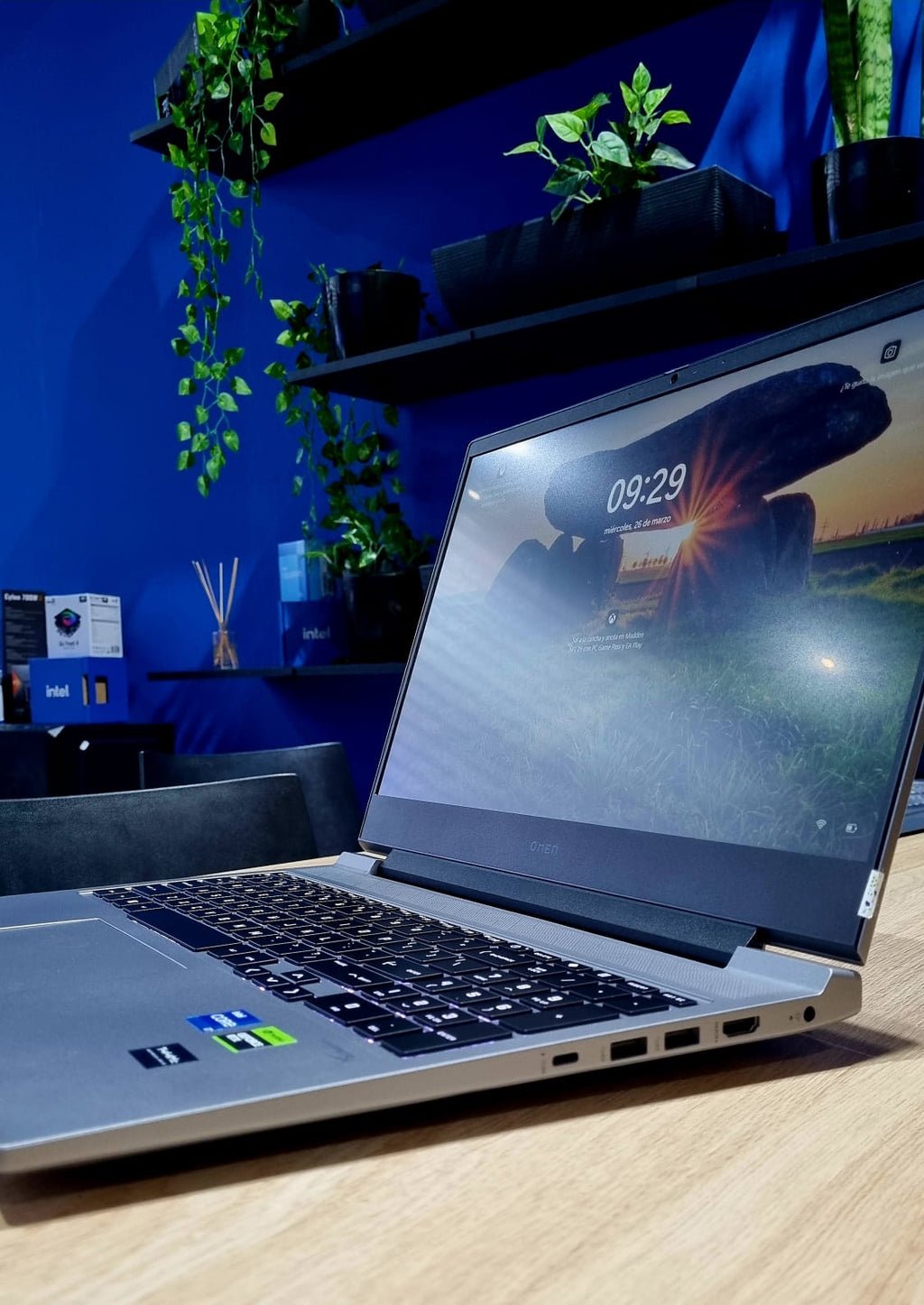 HP Omen Max 16