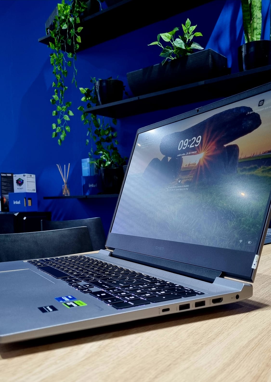 HP Omen Max 16