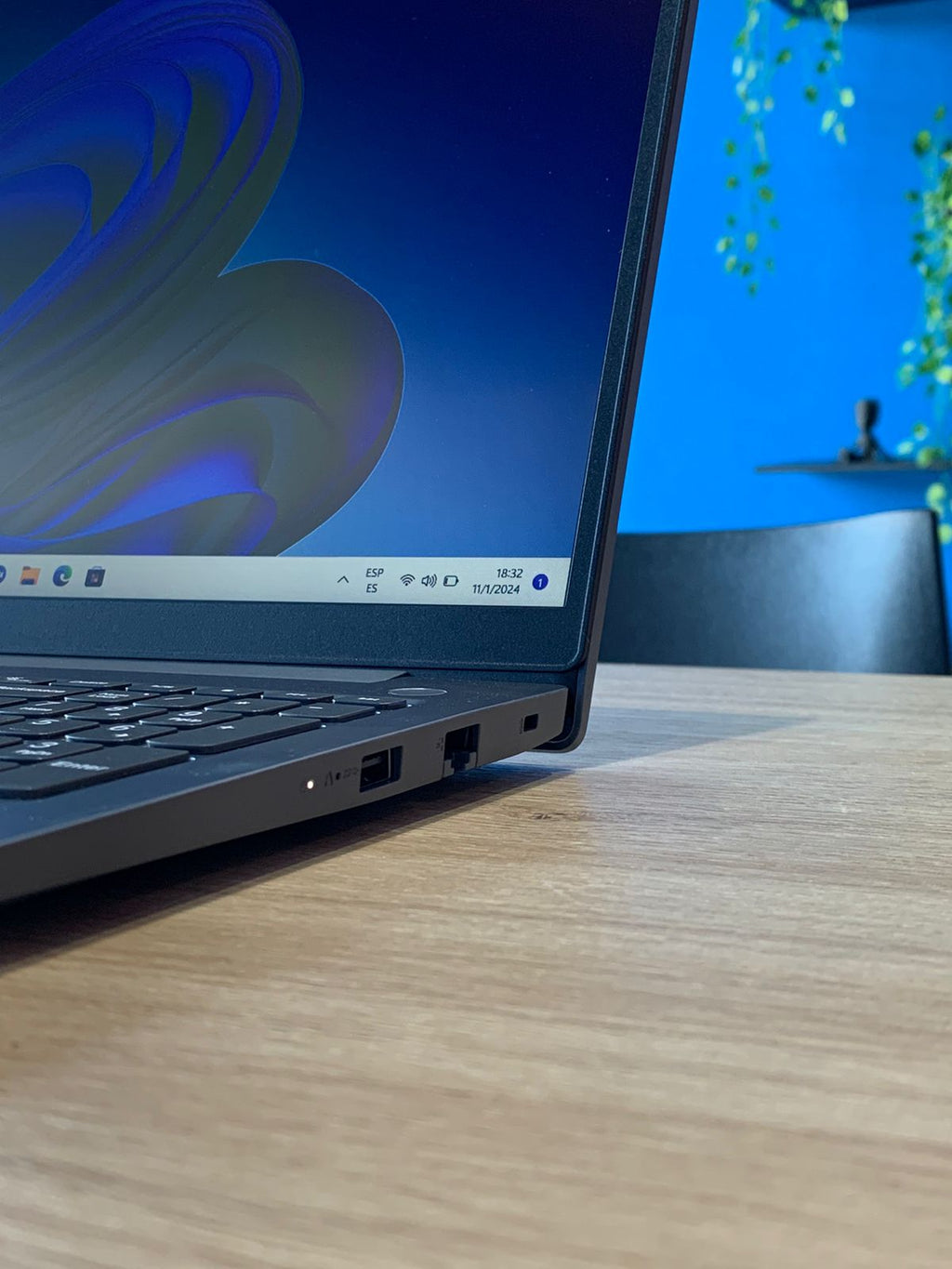 Lenovo V15 G5